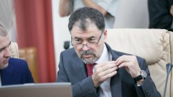 Încă un partid extraparlamentar va participa la protestul de astăzi Încă un partid extraparlamentar va participa la protestul de astăzi