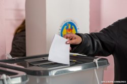 Analistul Vlad Țurcanu: Politicienii de la Chișinău își dau aere că pot discuta cu oficialii de la Bruxelles Analistul Vlad Țurcanu: Politicienii de la Chișinău își dau aere că pot discuta cu oficialii de la Bruxelles