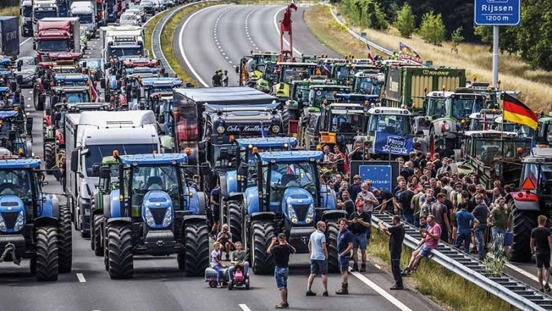 În toată Europa, furia fermierilor câștigă teren