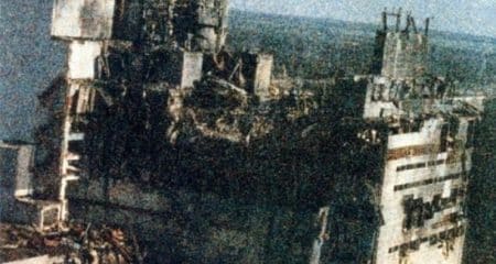 prima imagine cu centrala de la Cernobîl, la 14 ore după explozia din 26 aprilie 1986