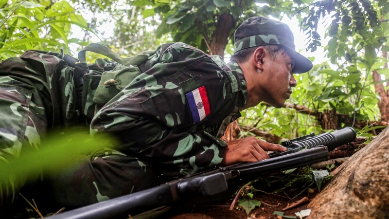 Militarii aflați la putere le interzic bărbaților din Myanmar să lucreze în străinătate