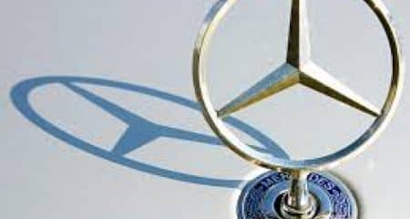 Lucrătorii unei fabrici Mercedes au respins afilierea la sindicatul UAW