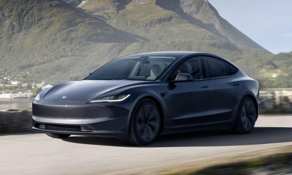 Poziția Tesla pe piață, impulsionată masiv după victoria lui Trump. Ce perspective are industria auto din Germania, aflată deja sub presiune (analiză)