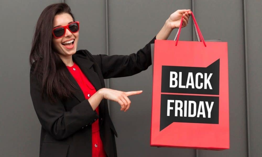 Veniturile magazinelor online din România s-au majorat cu 18%, de Black Friday (platformă)