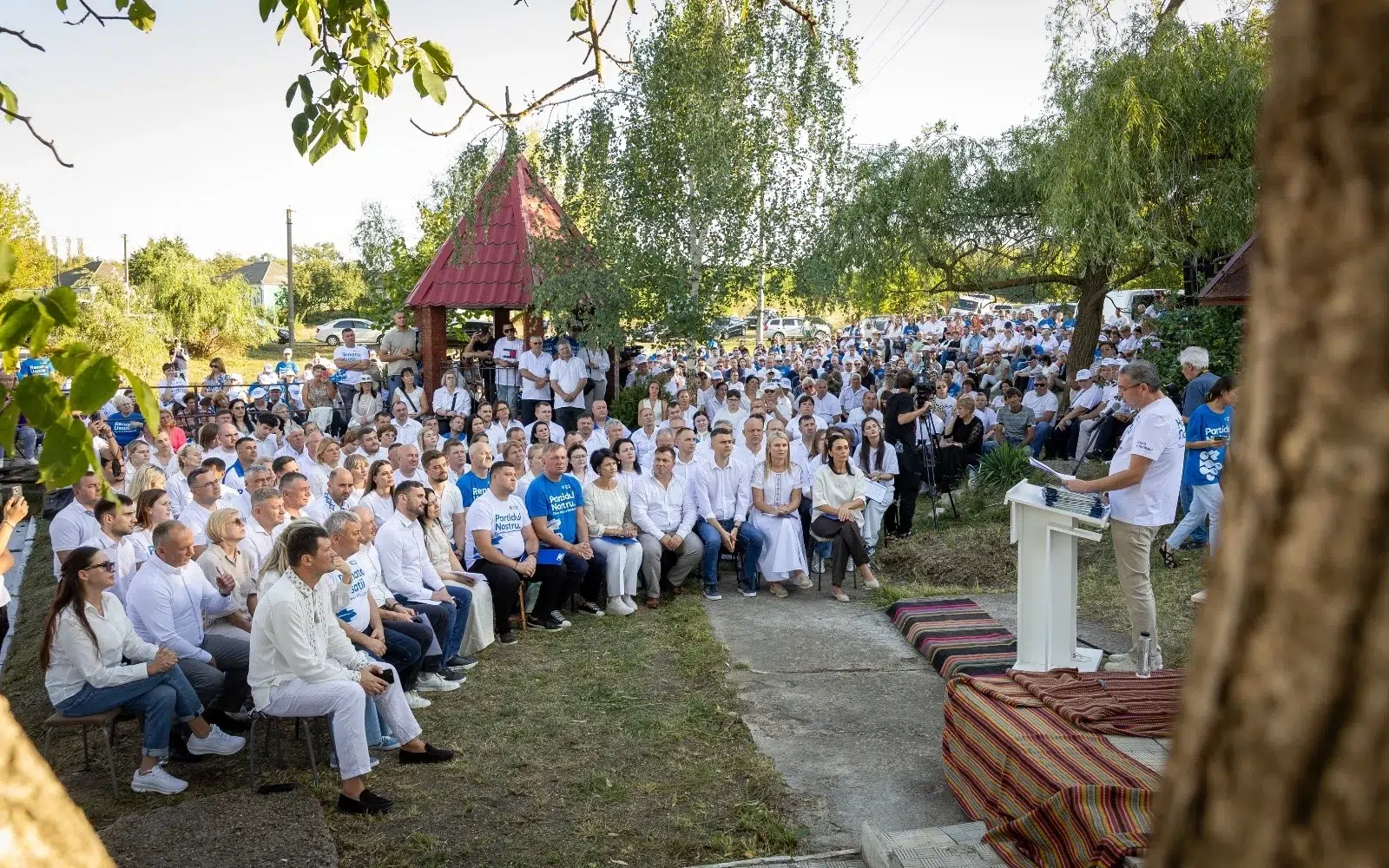Renato Usatîi a prezentat 29 de proiecte de lege gata elaborate pentru noul Parlament