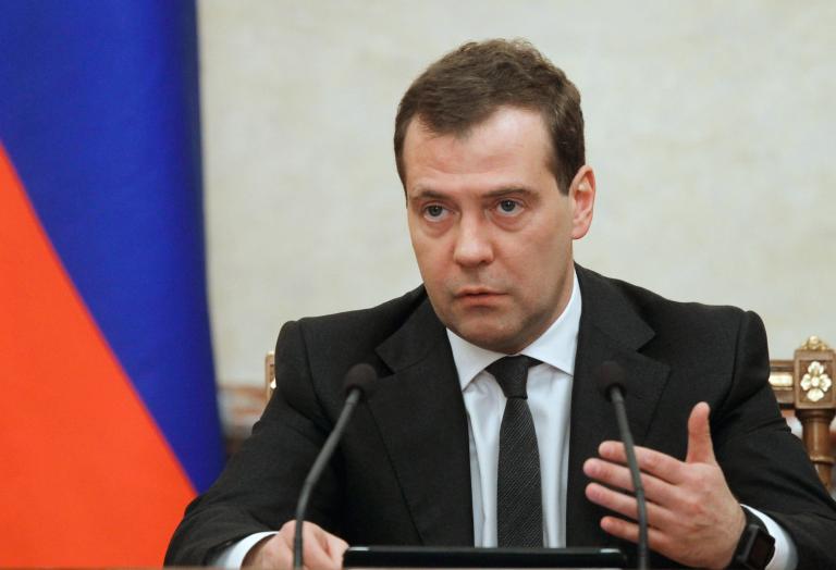 Medvedev îl amenință cu moartea pe Zelenski: „Doamna cu coasa îi suflă deseori în ceafă”