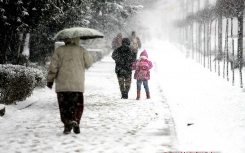 Meteo 17 februarie 2026: Ninsoare, troiene și viscol în țară