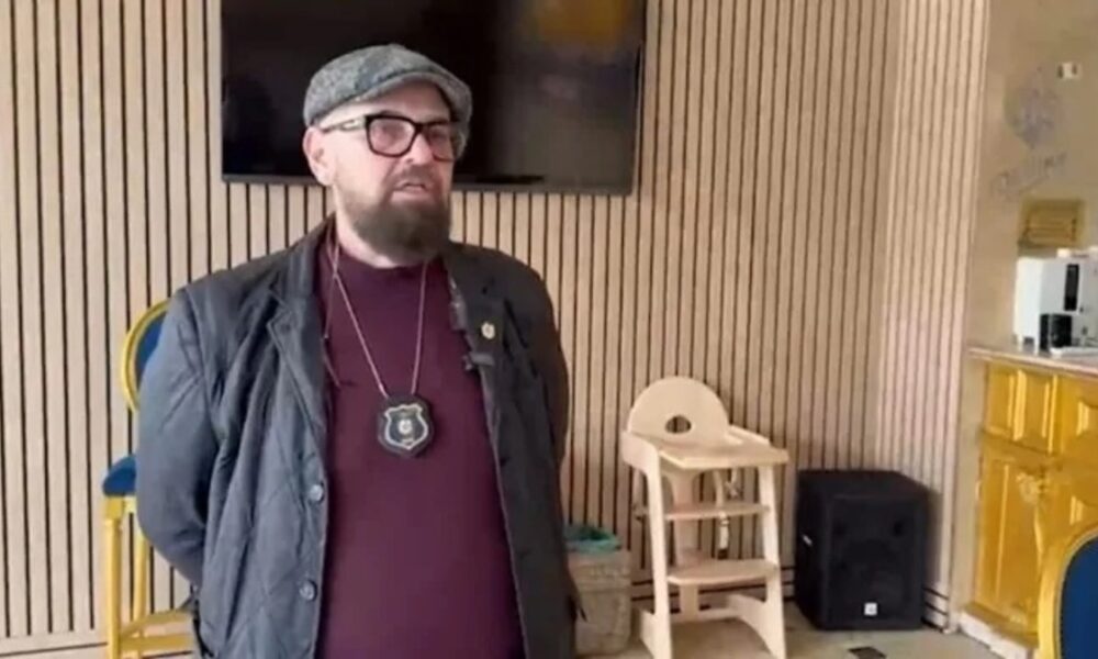 Cantina de la Arhitectură, închisă de oamenii lui Piedone / Mucegai, resturi alimentare și alimente expirate descoperite de ANPC