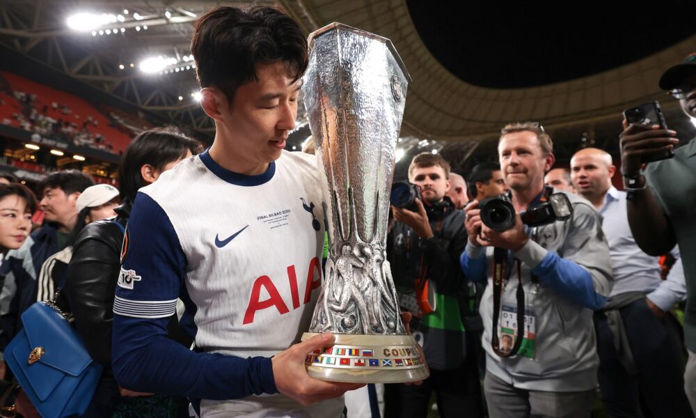 Moment stânjenitor după finala Europa League: UEFA nu a avut destule medalii pentru TOȚI jucătorii