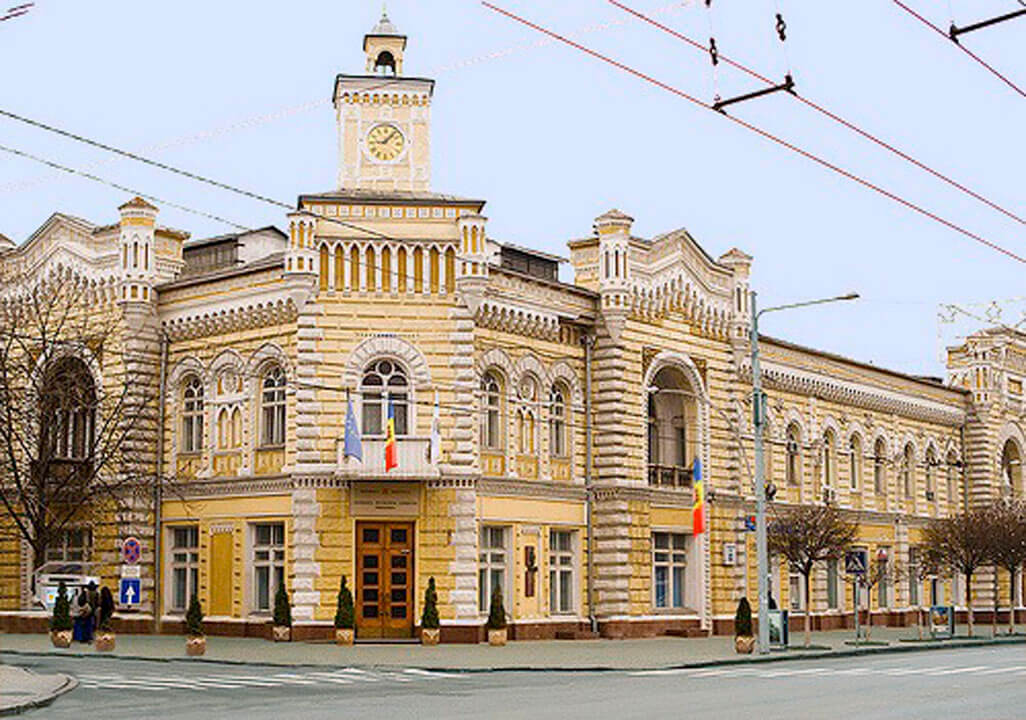 Licitația pentru restaurarea clădirii Primăriei Chișinău a fost relansată
