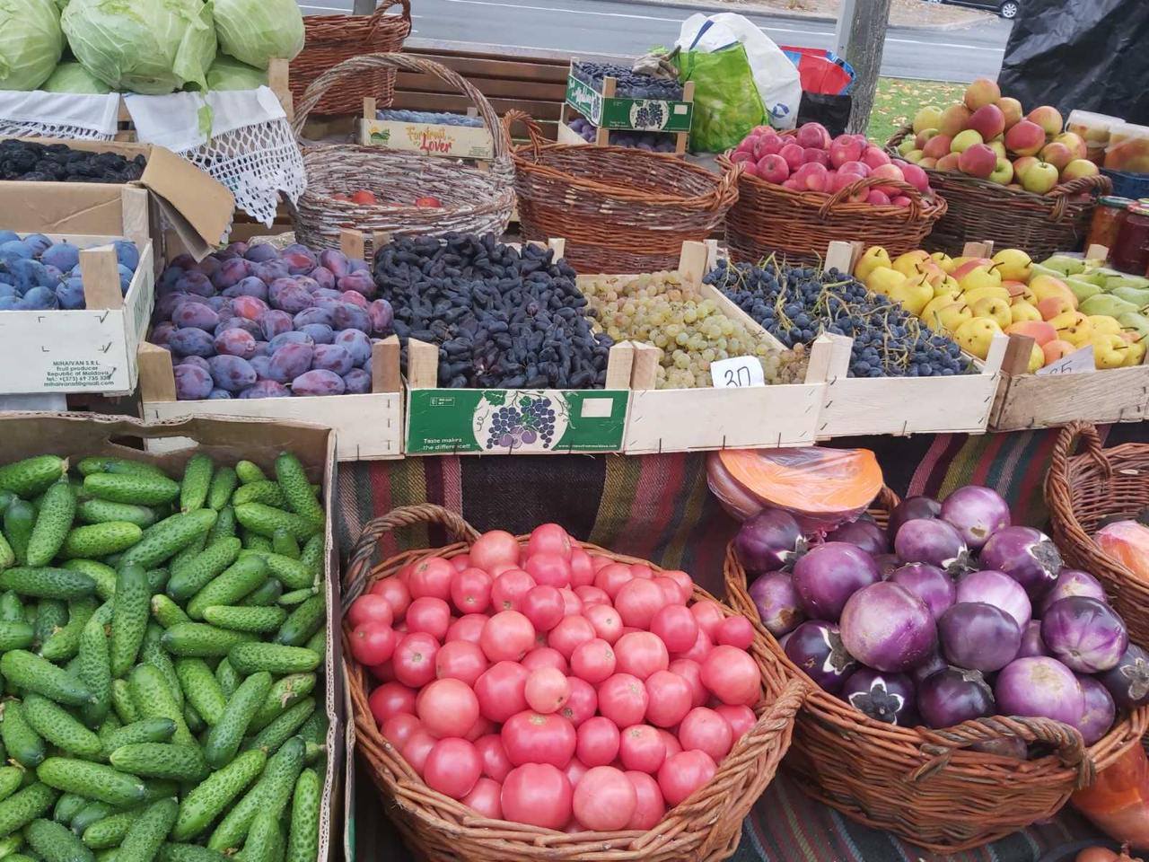 În sectoarele Capitalei vor fi desfășurate iarmaroace și târguri cu produse și mărfuri autohtone