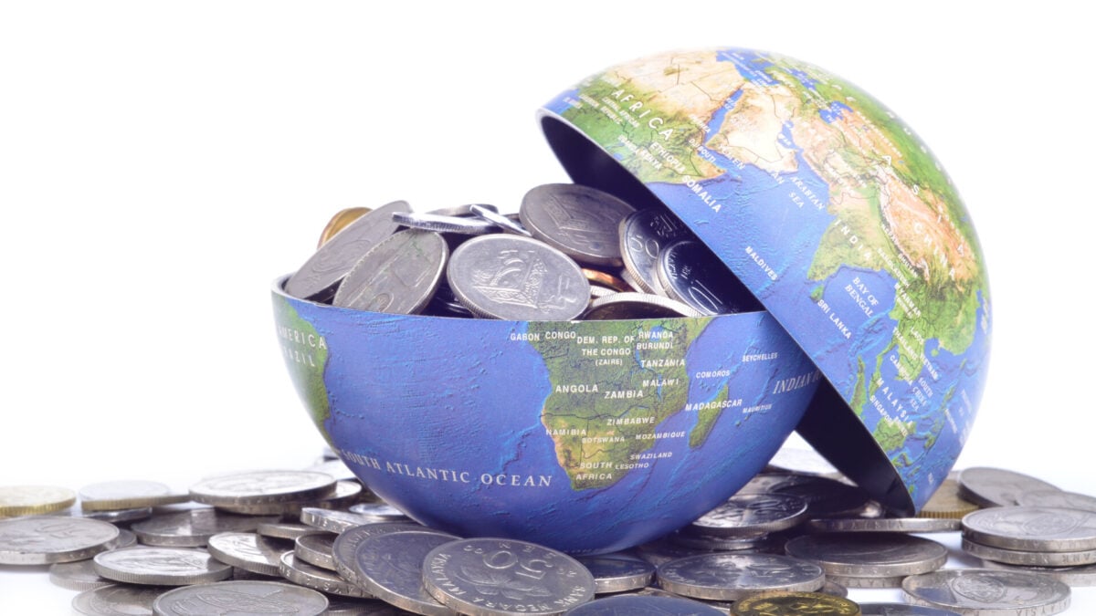 Economia globală sub presiunea războiului comercial dintre SUA și China