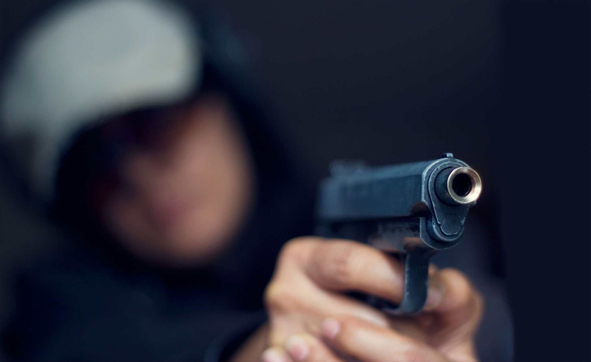 Reglare de conturi într-o piață din Chișinău. Două persoane au fost împușcate