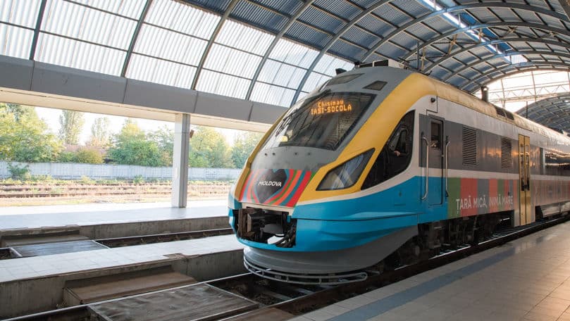 Tronsonul Chișinău–Ungheni va fi electrificat: Trenurile ar putea circula cu 140 km/h