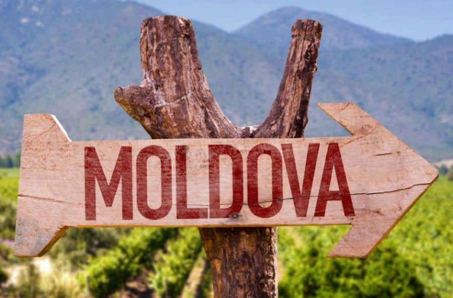 Moldova importă de trei ori mai mult decât exportă. Deficitul comercial se adâncește
