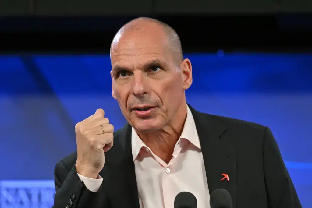 Yanis Varoufakis: Capitalismul a murit deja, doar că n-am observat. Lumea a intrat în epoca „tehno-feudalismului”