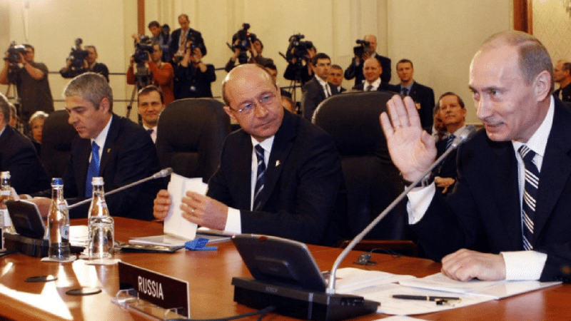 Băsescu: Tandemul Trump-Putin a fost bătut măr de poporul maghiar