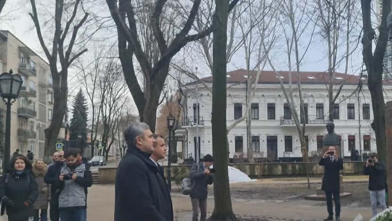 Omagiu adus lui Grigore Vieru, una dintre cele mai emblematice figuri ale literaturii