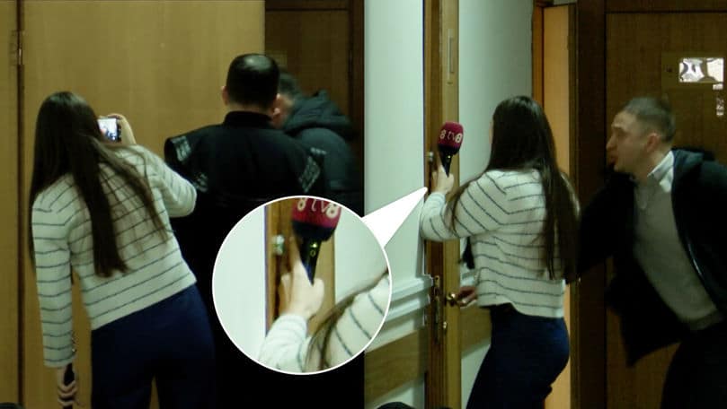 Momentul în care avocatul lui Igor Dodon prinde cu ușa mâna unei jurnaliste