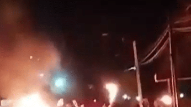 Lăsați în beznă, cubanezii au ajuns „la capătul răbdării” cu guvernul. Au vrut să incendieze un sediu al Partidului Comunist