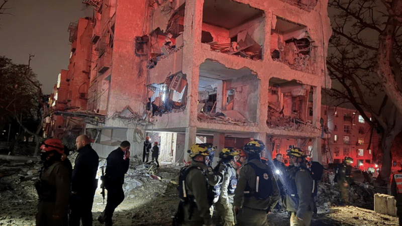 VIDEO: Aproximativ 100 de persoane, inclusiv doi copii, rănite în urma atacurilor cu rachete iraniene în sudul Israelului. Mulți oameni sunt în stare foarte gravă