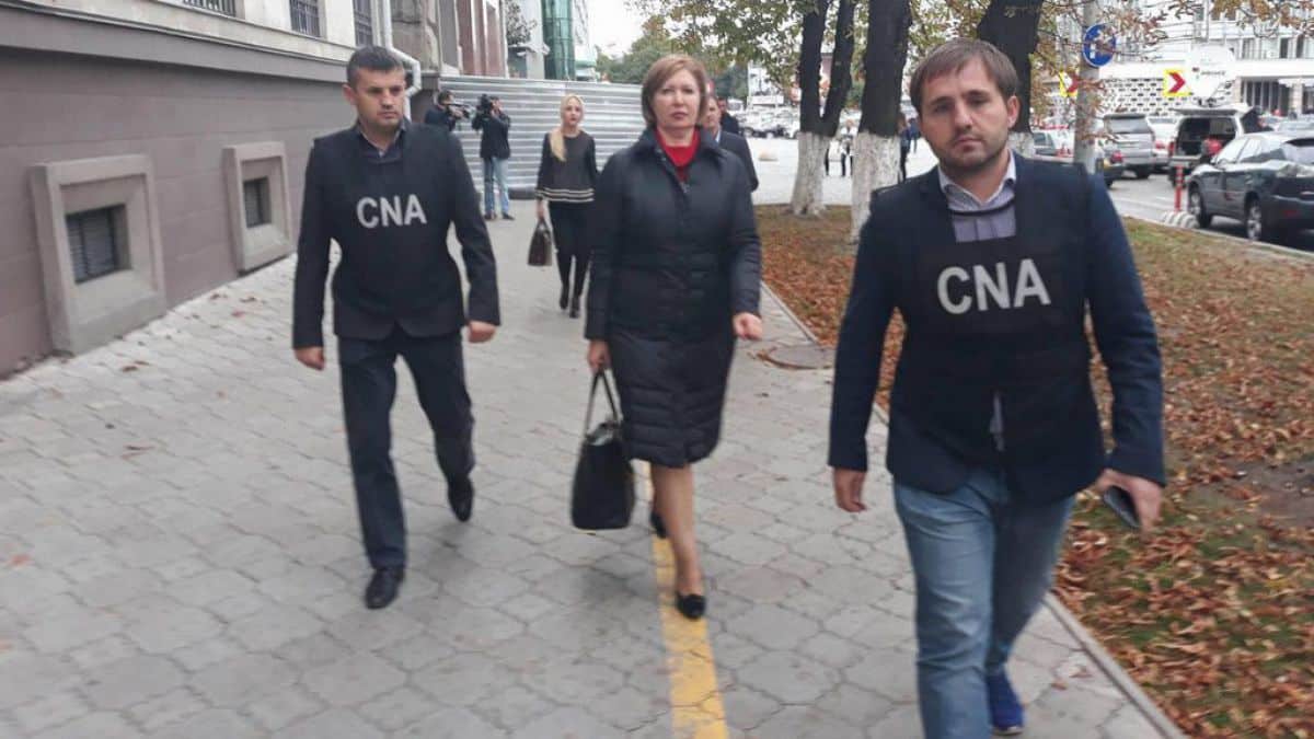 Ex-viceministrul finanțelor, Maria Cărăuș, condamnată la 9 ani de închisoare