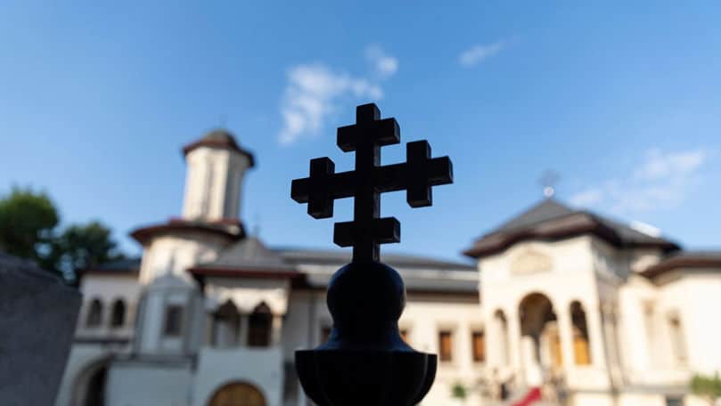 Peste 800 de biserici ar putea reveni statului: Decizia finală, așteptată la CSJ