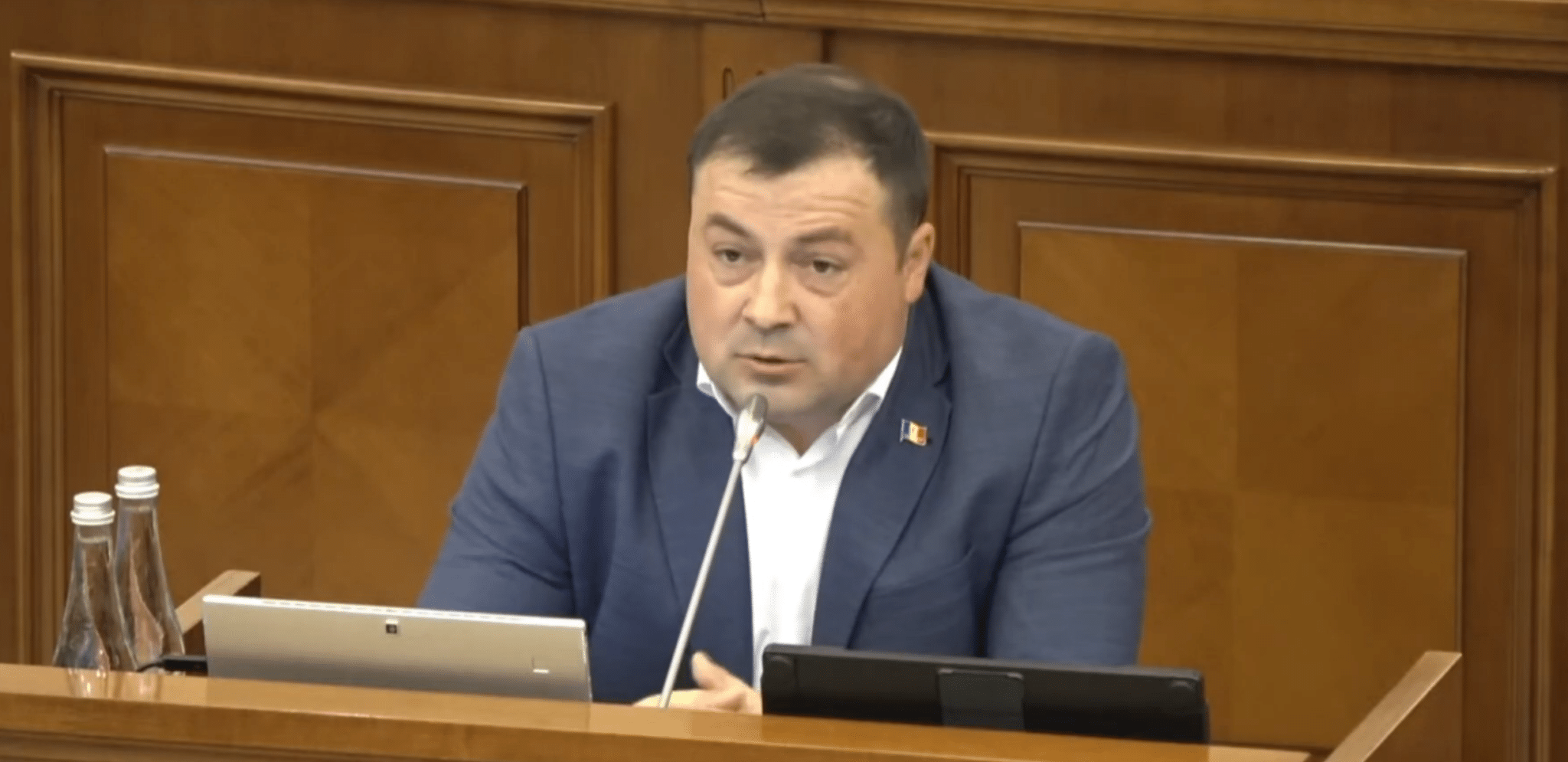 Serghei Ivanov, deputat al Partidului Nostru, demască incompetența deputatului PAS, Alexandr Trubca: Nu știți diferența între selecție și multiplicare, dar lansați acuzații