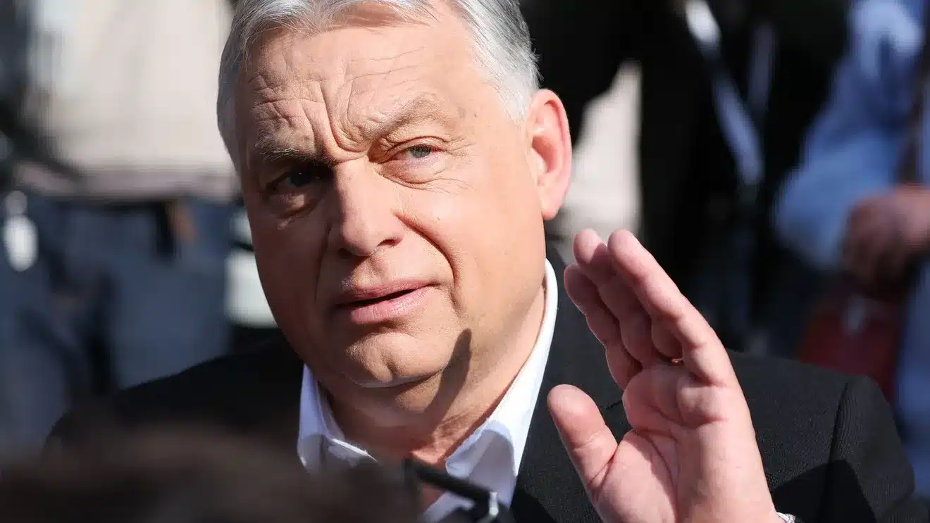 Viktor Orbán nu va mai sta în Parlamentul de la Budapesta, după 36 de ani fără întrerupere / Jurnalistul Szabolcs Panyi spune că Orbán ar putea cere azil în SUA