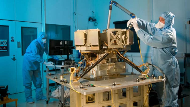 Nouă savanți americani implicați în programe secrete, morți sau dispăruți misterios