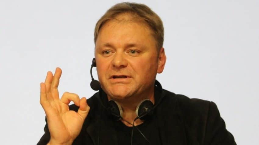 „Rușinea deceniului” la Eurovision! Guvernarea PAS, criticată dur de jurnalistul Vitalie Călugăreanu: „Când ți se pare că ești partid «țariok», nimerești neapărat cu degetul în… glod. Așa a crezut și Plaha când îl deconecta pe Dodon. Așa vreți – așa veți păți”