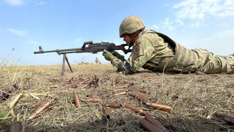 Bărbații care nu au făcut armata ar putea fi chemați la instruire militară
