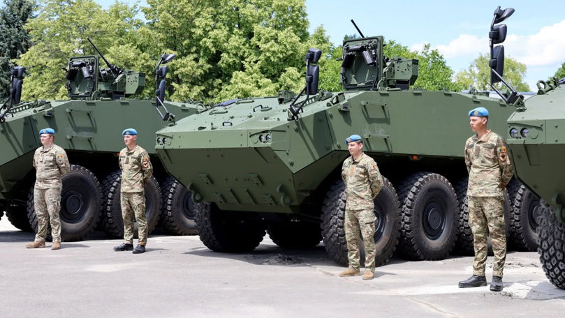 Armata Națională a primit primele transportoare blindate Piranha-5 donate de Germania