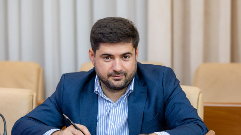 Roman Cojuhari demisionează din funcția de șef al Agenției Proprietăți Publice