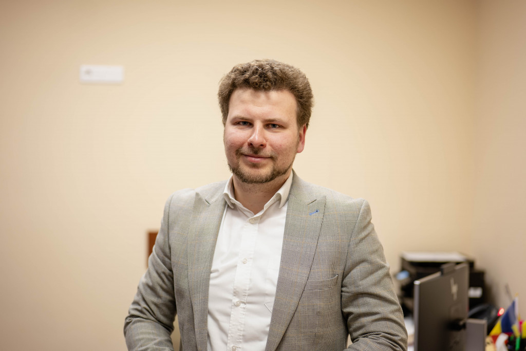 „Povestea cu oligarhii nu mai merge”. Avalanșă de critici dure după ce Dan Perciun a dat vina pe Plahotniuc pentru scandalurile din PAS