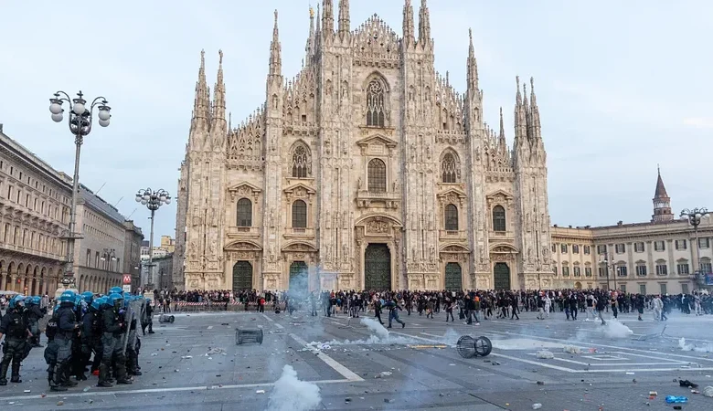 271 de persoane reținute după violențele din Milano: Meloni anunță pedepse mai aspre