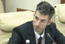 Guvernul a aprobat demisia lui Dumitru Pîslaru, care părăsește Ministerul Muncii la 15 octombrie
