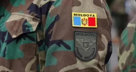 Militarul care a rănit grav un camarad cu pistol Glock, trimis în judecată la Bălți