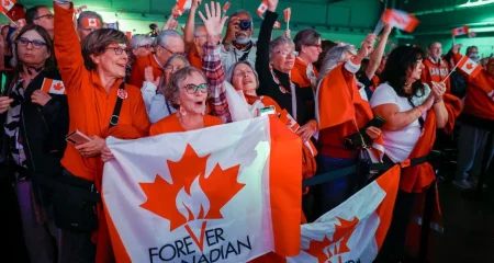 Premiera Albertei, Danielle Smith, și 76% dintre participanți au ales păstrarea provinciei în Canada
