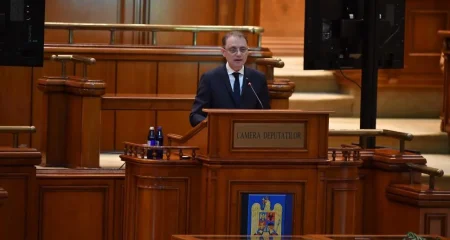 Sfârșitul crizei politice de aproape șase luni: Parlamentul investește Guvernul Luca Niculescu